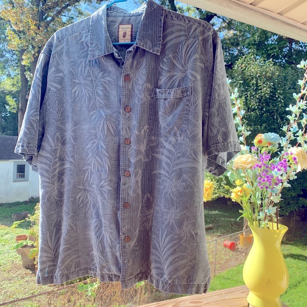 100% Silk Jamaican Island Button Up Shirt L NWOT